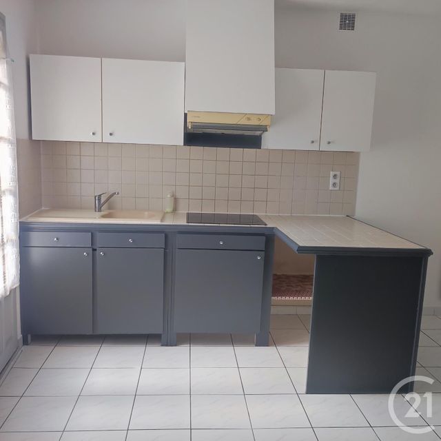 Appartement T2 à louer - 2 pièces - 34.95 m2 - LUNEL - 34 - LANGUEDOC-ROUSSILLON - Century 21 Pays De Lunel