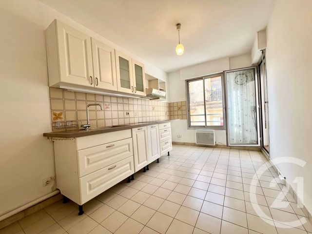 Appartement à vendre - 3 pièces - 64.0 m2 - LUNEL - 34 - LANGUEDOC-ROUSSILLON - Century 21 Pays De Lunel