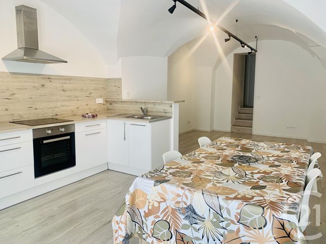 Appartement F2 à louer - 2 pièces - 56.15 m2 - GALLARGUES LE MONTUEUX - 30 - LANGUEDOC-ROUSSILLON - Century 21 Pays De Lunel