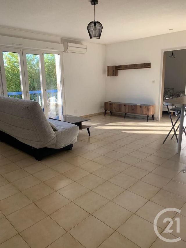 Appartement F2 à louer - 2 pièces - 46.5 m2 - LUNEL - 34 - LANGUEDOC-ROUSSILLON - Century 21 Pays De Lunel